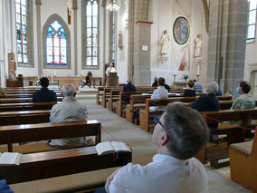 Dekanatskonferenz in St. Crescentius, Naumburg (Foto: Karl-Franz Thiede)